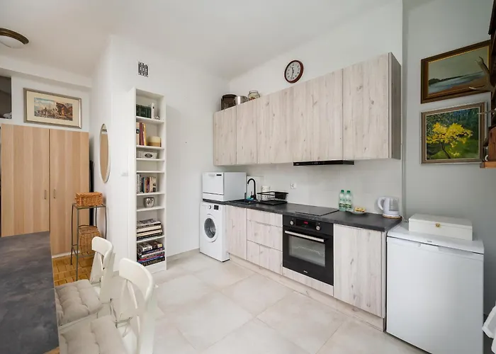 Metro Wierzbno Warm By Bookinghost Apartment *