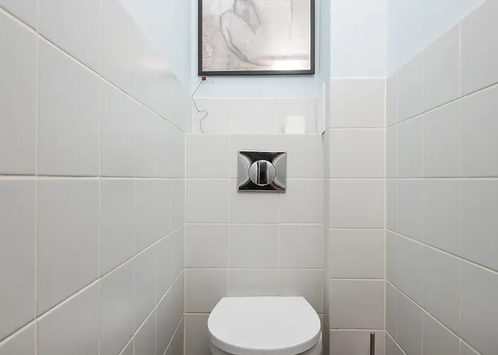 Apartment Metro Wierzbno Warm By Bookinghost Warsaw