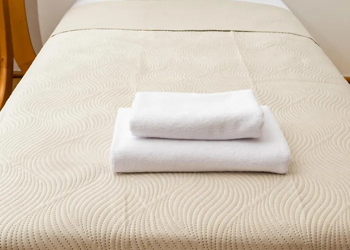 Apartment Metro Wierzbno Warm By Bookinghost *