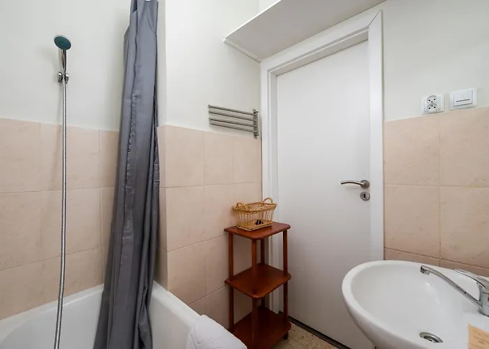 Metro Wierzbno Warm By Bookinghost * Warszawa